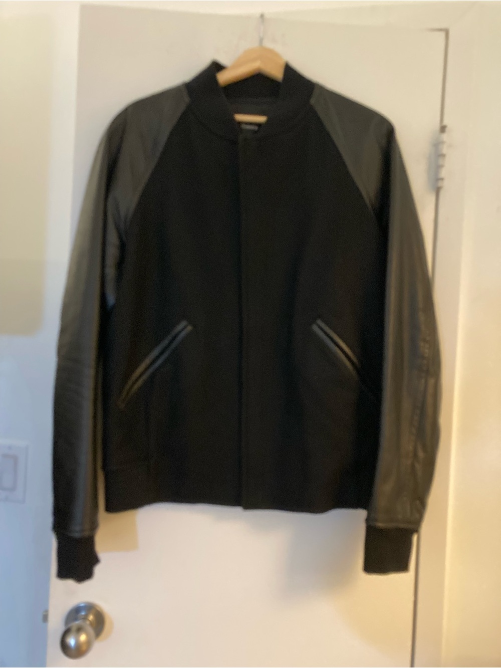 Men’s Theory Wool Bomber Jacket Leather Sleeves & Trim M Quilted Lining